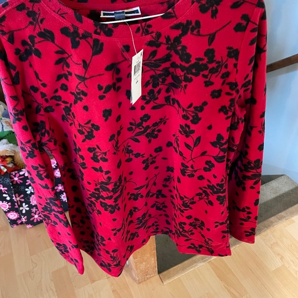 Women’s sweater - Picture 1 of 5